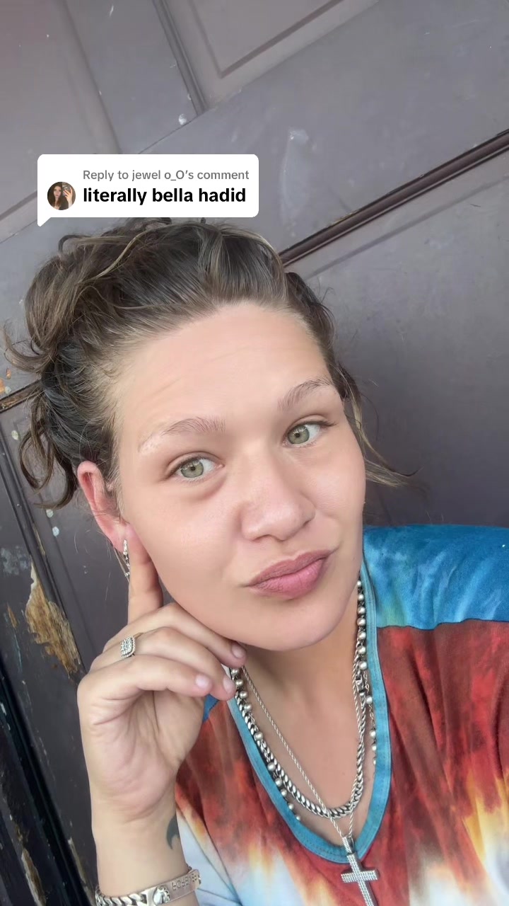 @em.e_ware