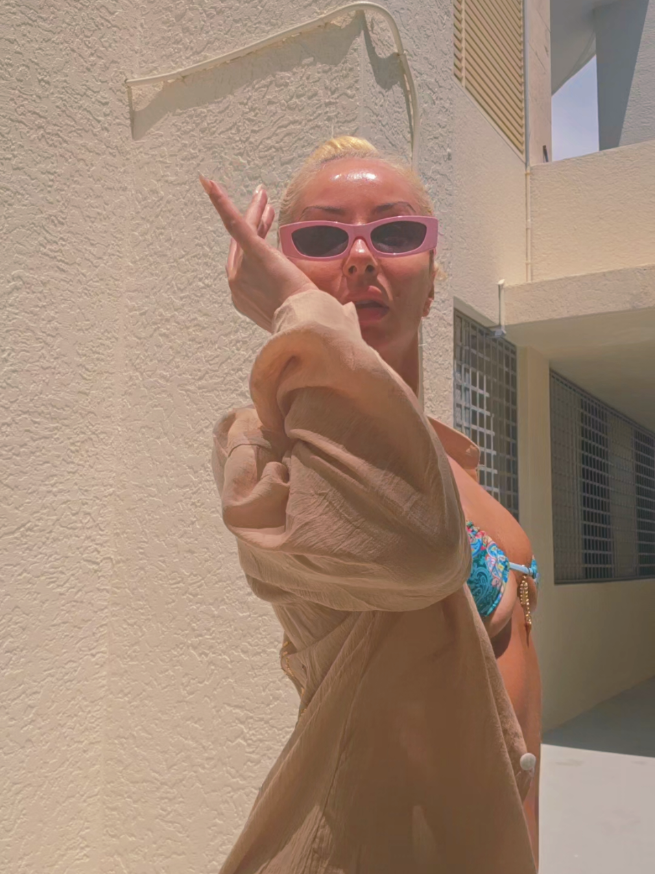 @Dina