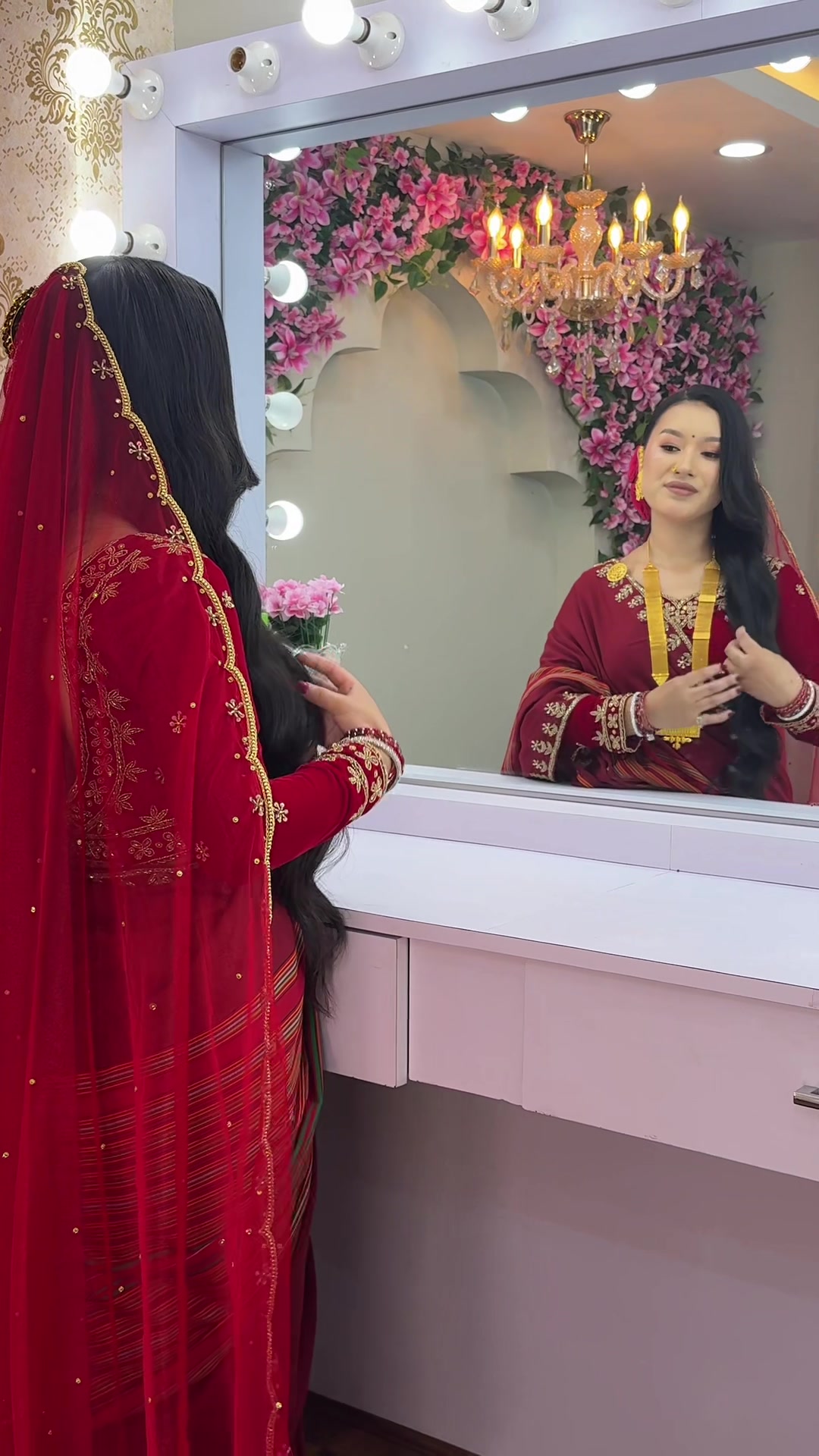 @Makeupbyniru beauty studio