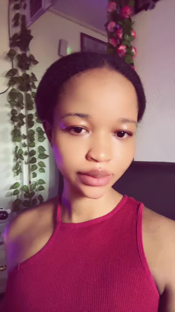@Daisy🖤