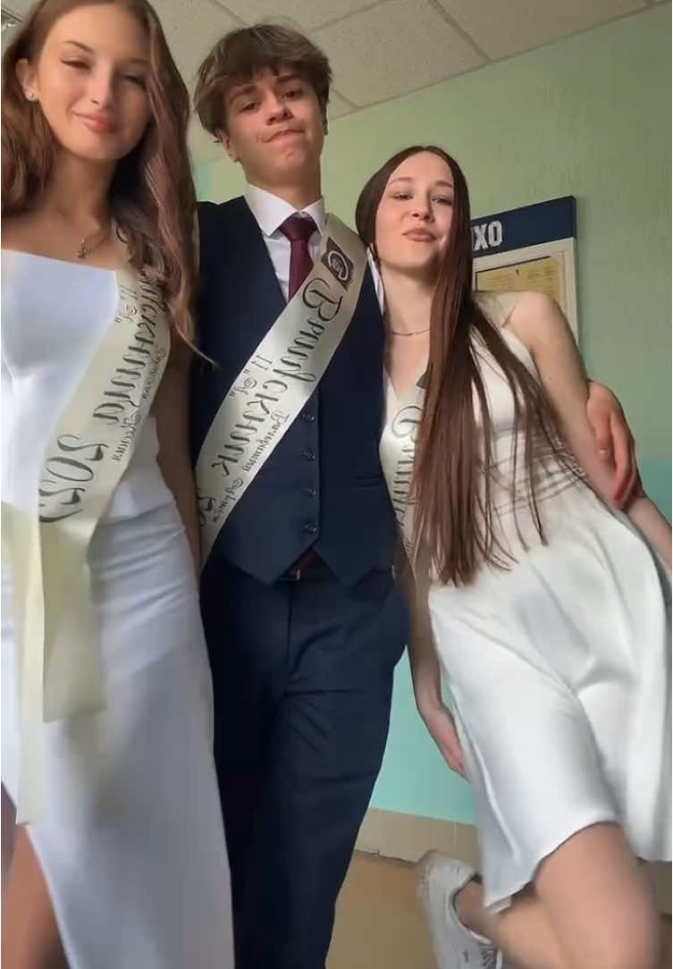 @kariina_