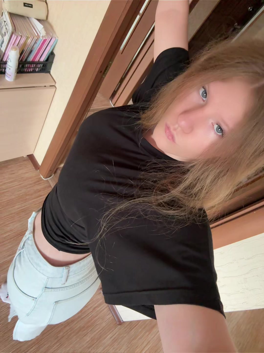 @mamakarina)