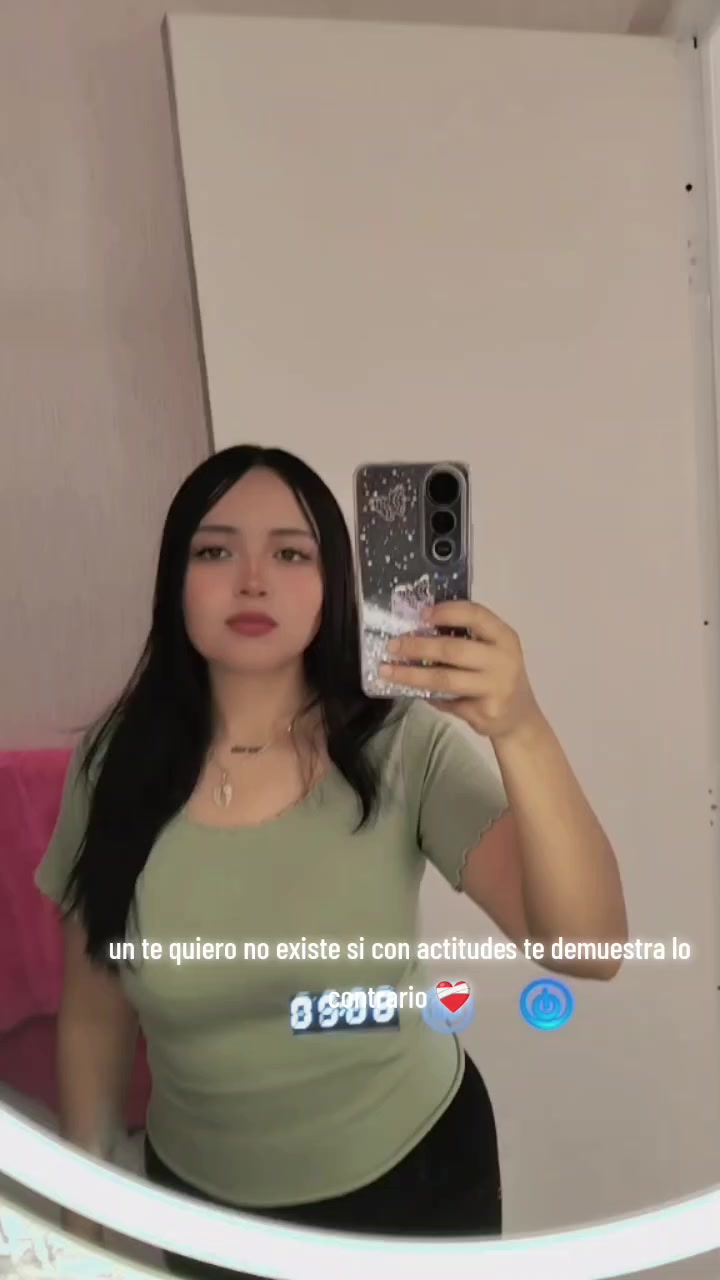 @kari Lopez 🌸
