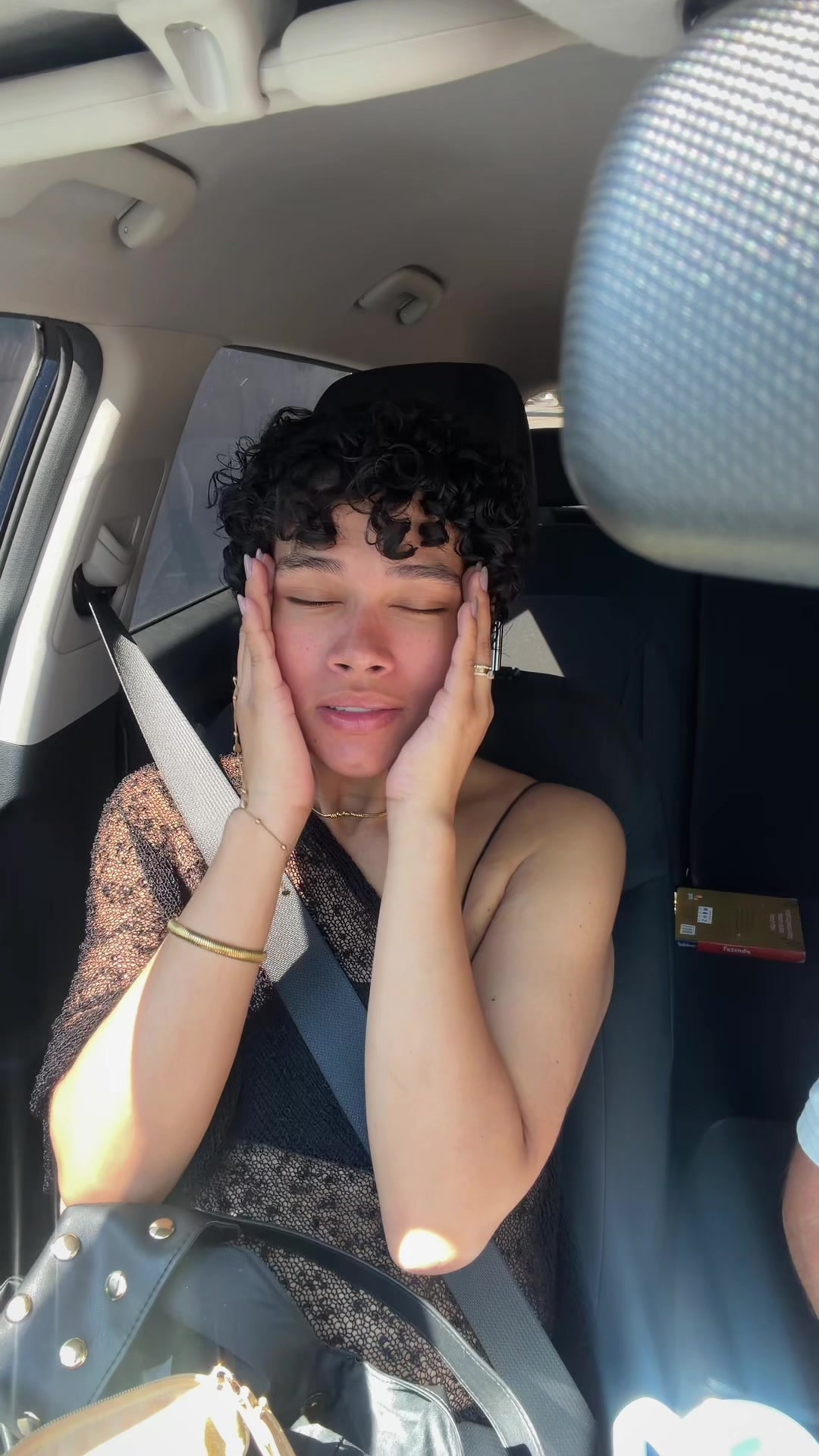 @LAILA OLI