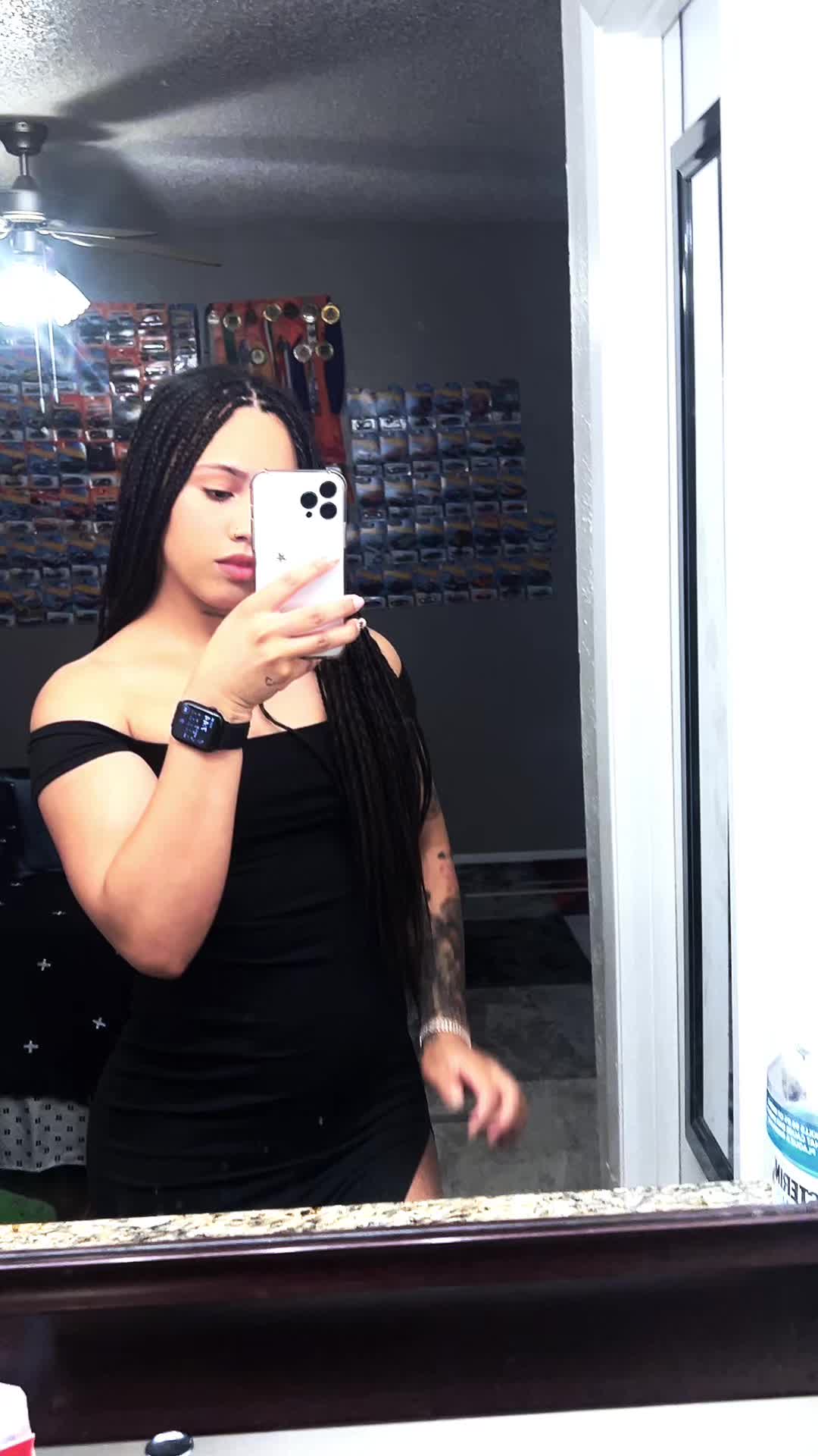 @Niki🕷🖤
