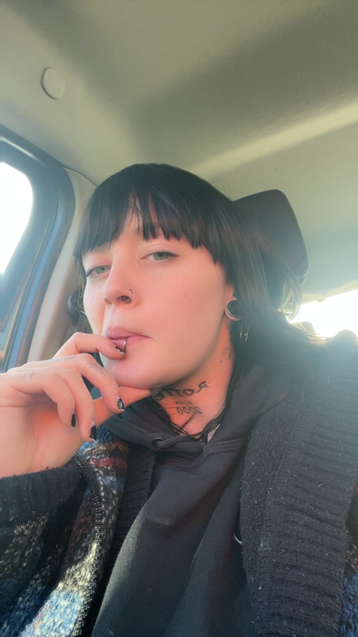 @Flummi_666😈