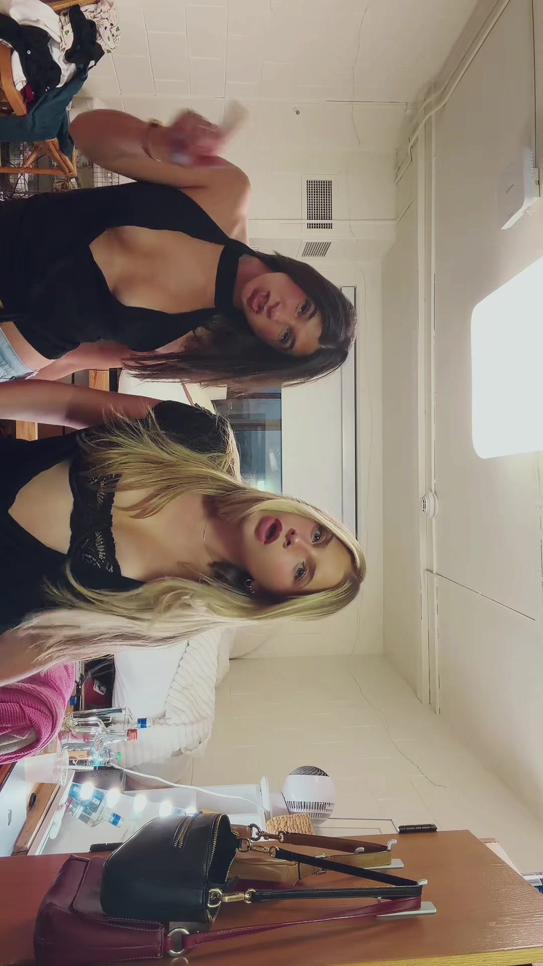 @Annaaaa