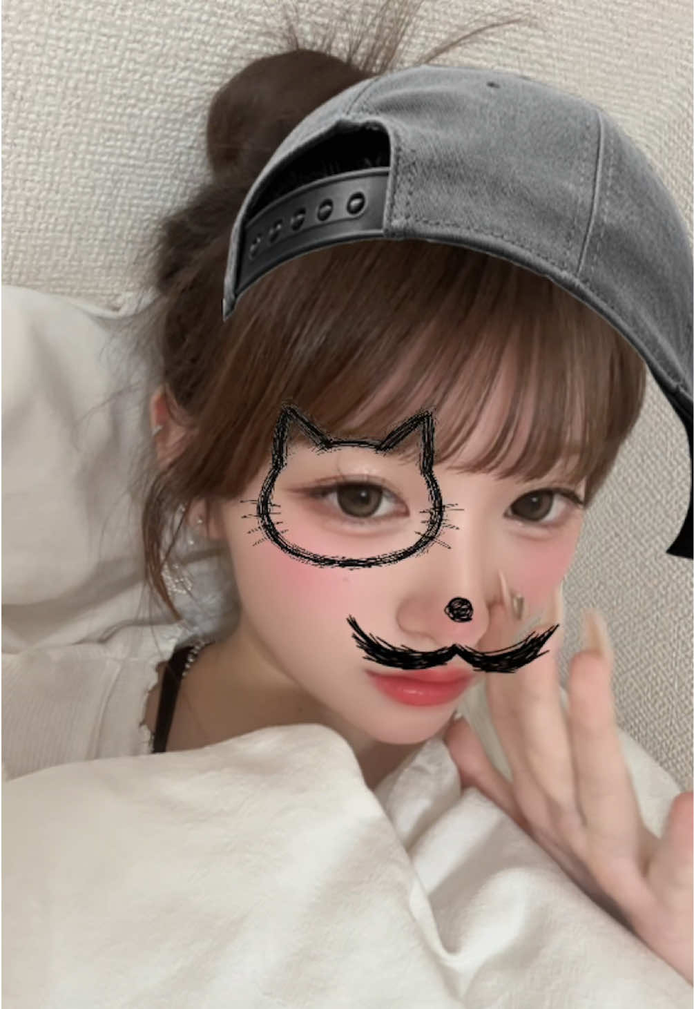 @板倉ももか