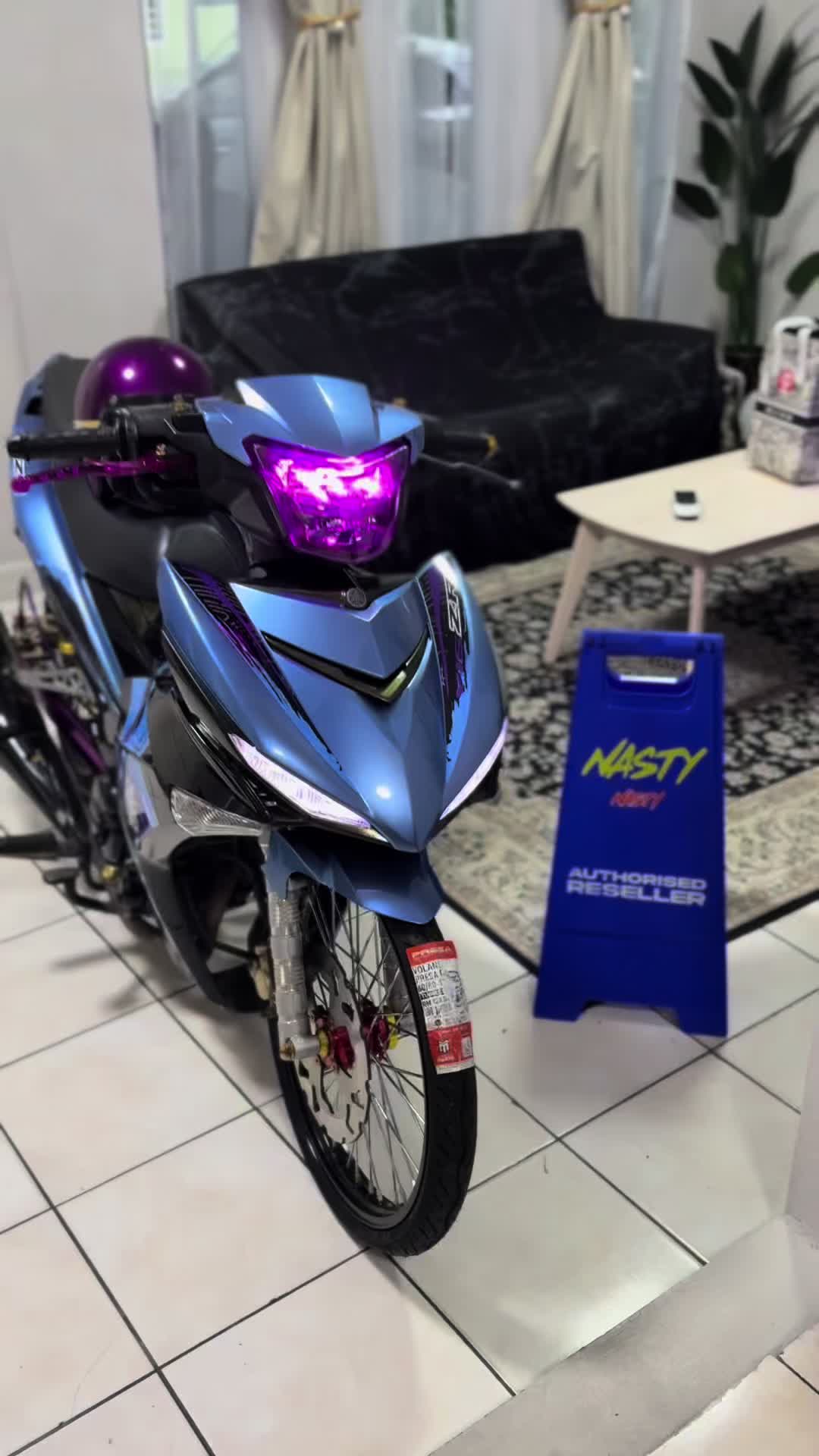 @شاه