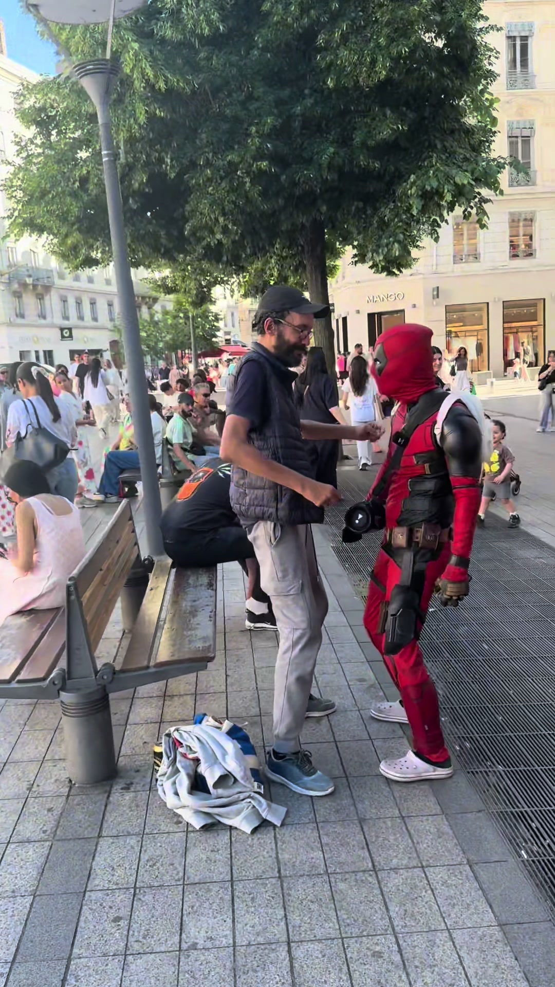 @BaddyDeadpool