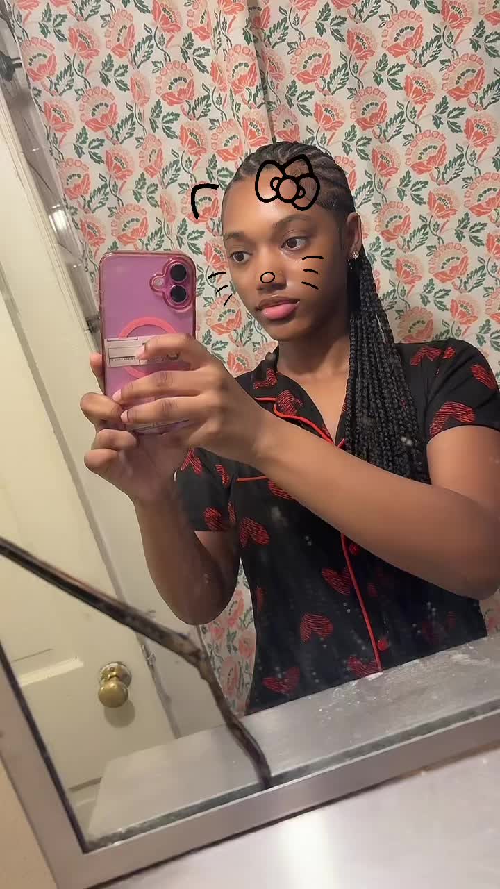 @Monaee🍦🫧
