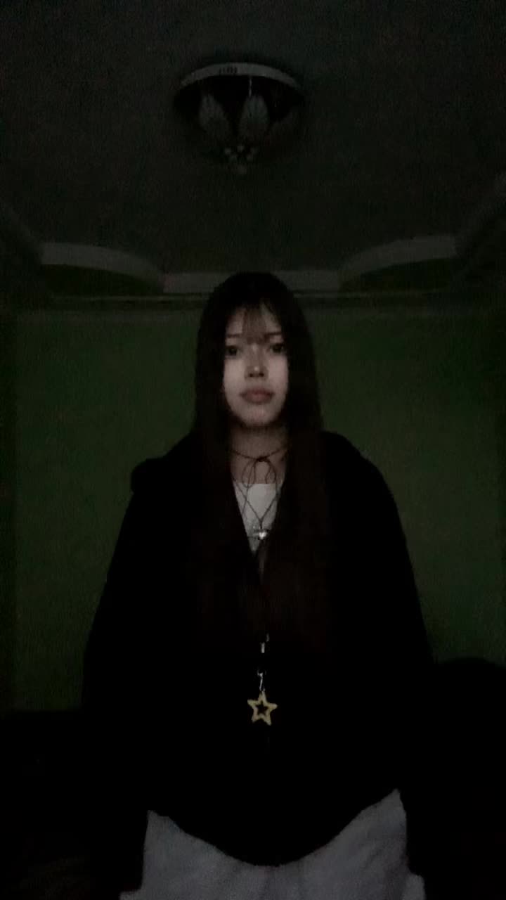 @aishuna 𖣂
