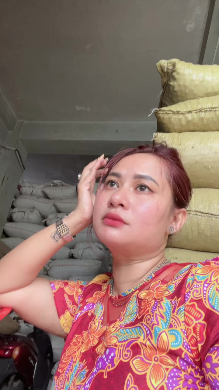 @Aye Shu Hin