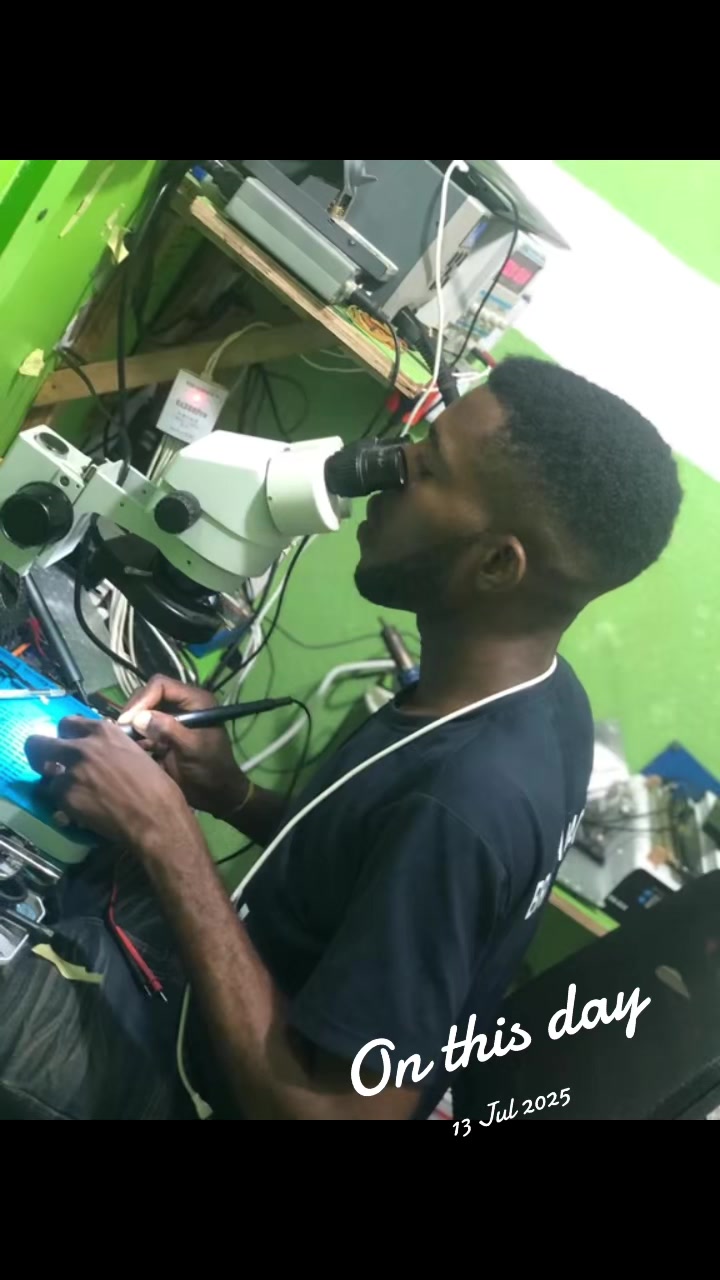 @IPHONE TECH GUY BARIGA