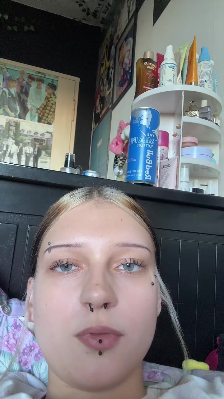 @Милана