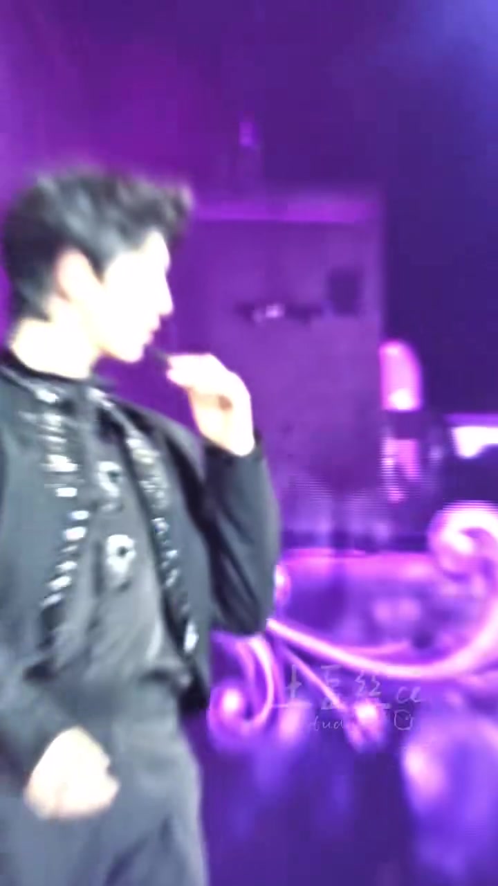 @LinhLinh 龚俊🍊张哲瀚 ❤️051129💙