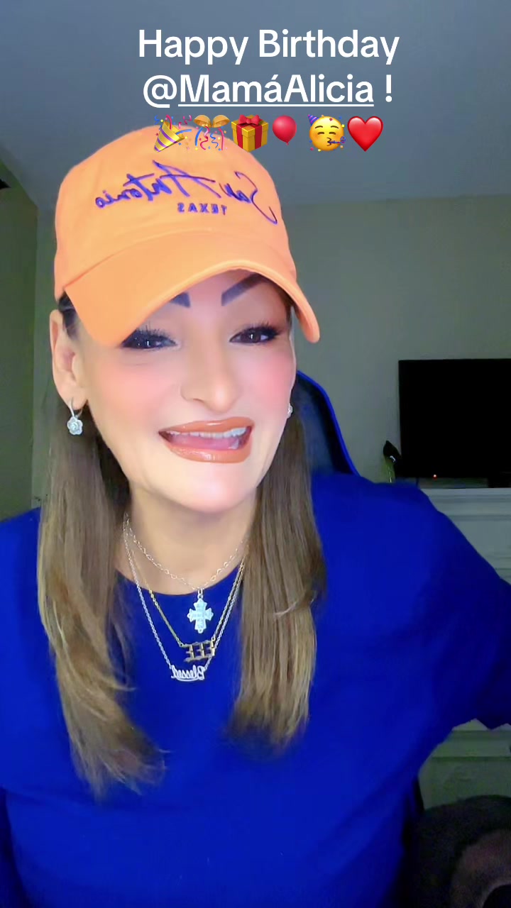 @Lisa_Love333