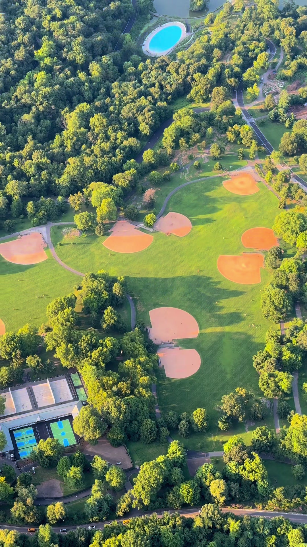 @FlyNYON