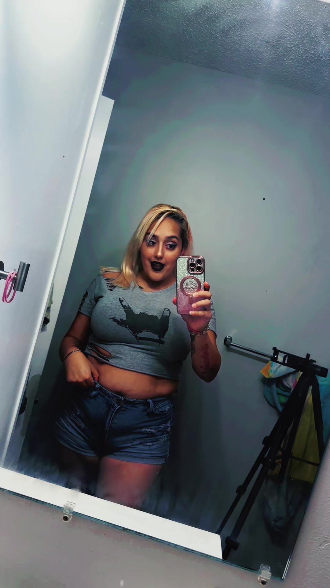 @AriTheAssassin