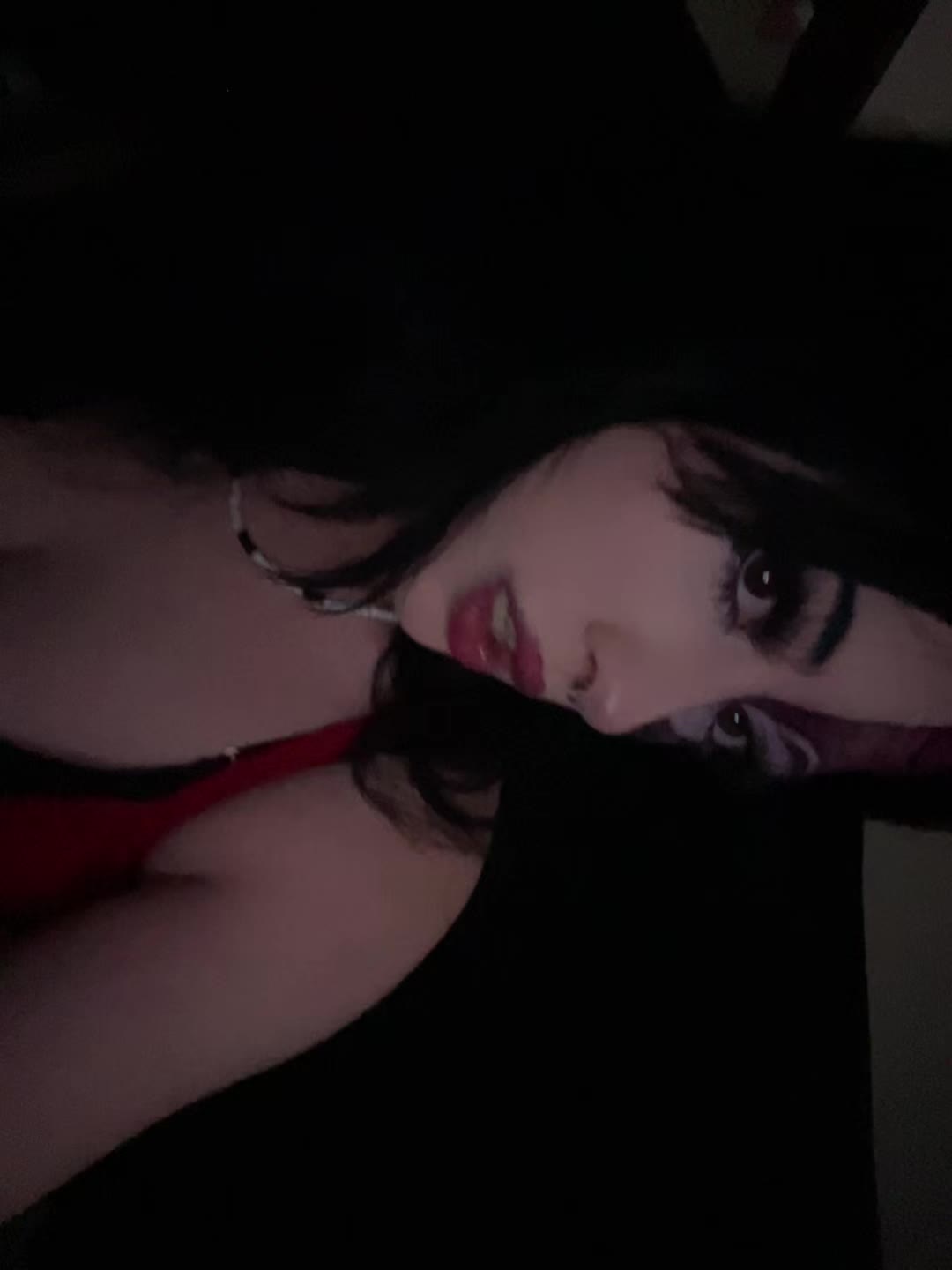 @v4mp_d0llrot4u