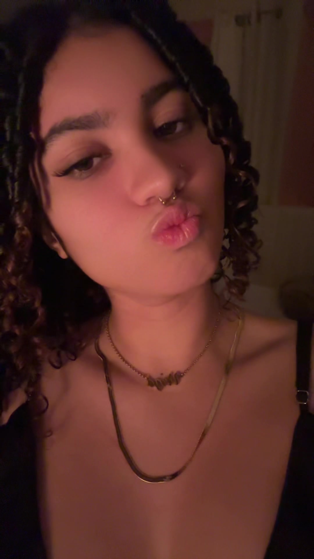 @???