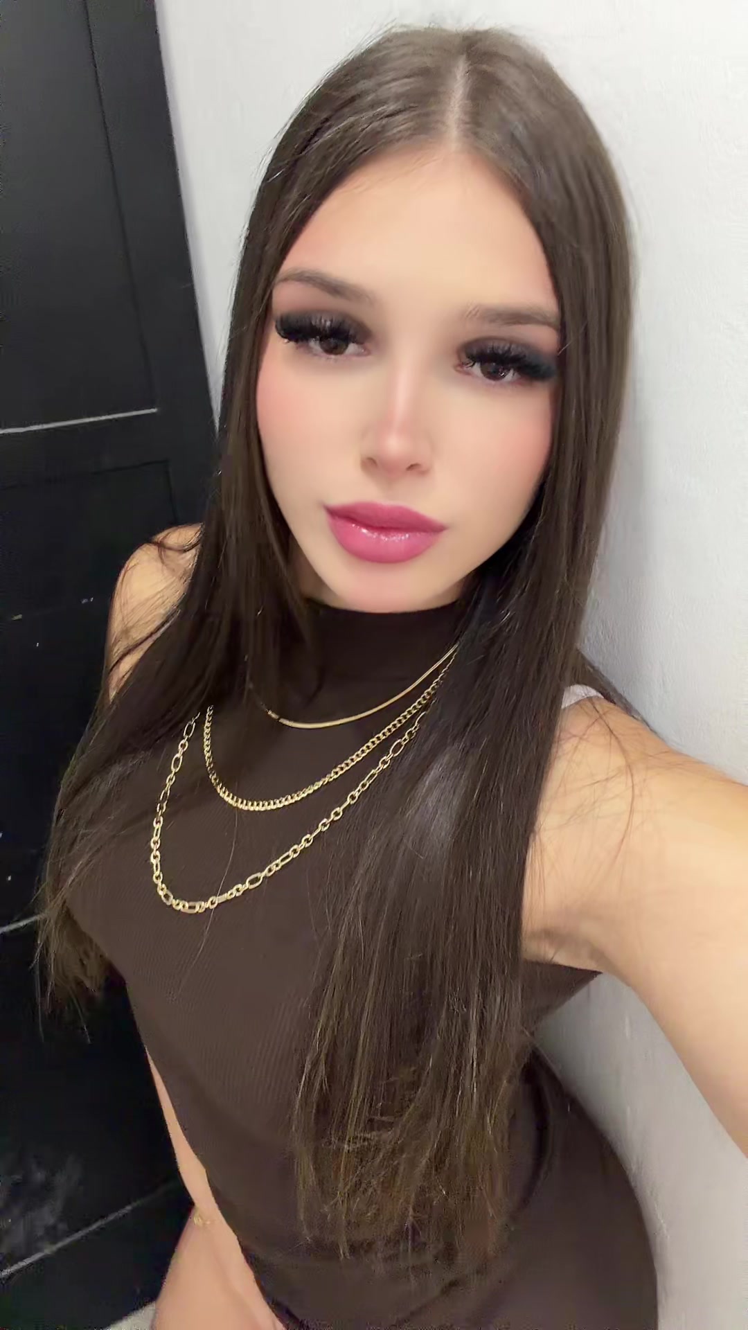 @vvaleenn_