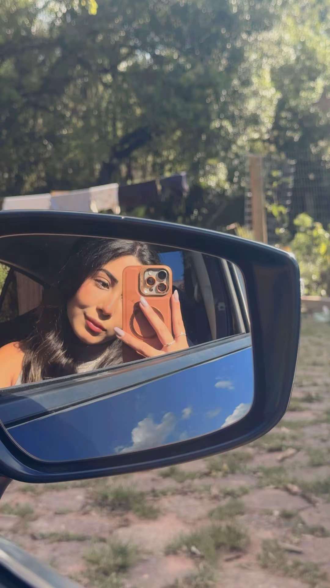 @Livia Fernandes