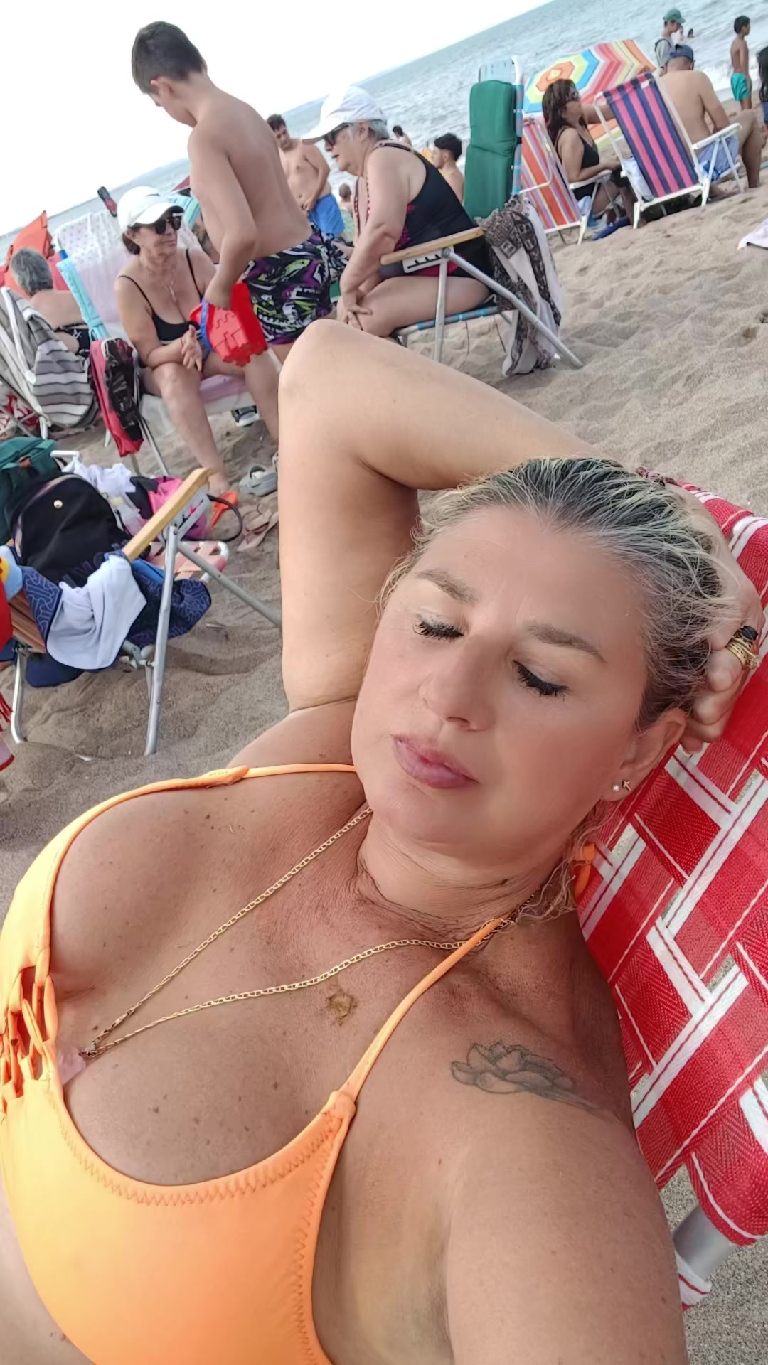 @perlaleonina