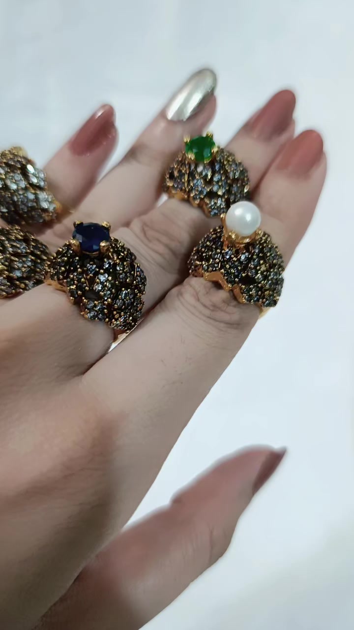 @Mina's Collection