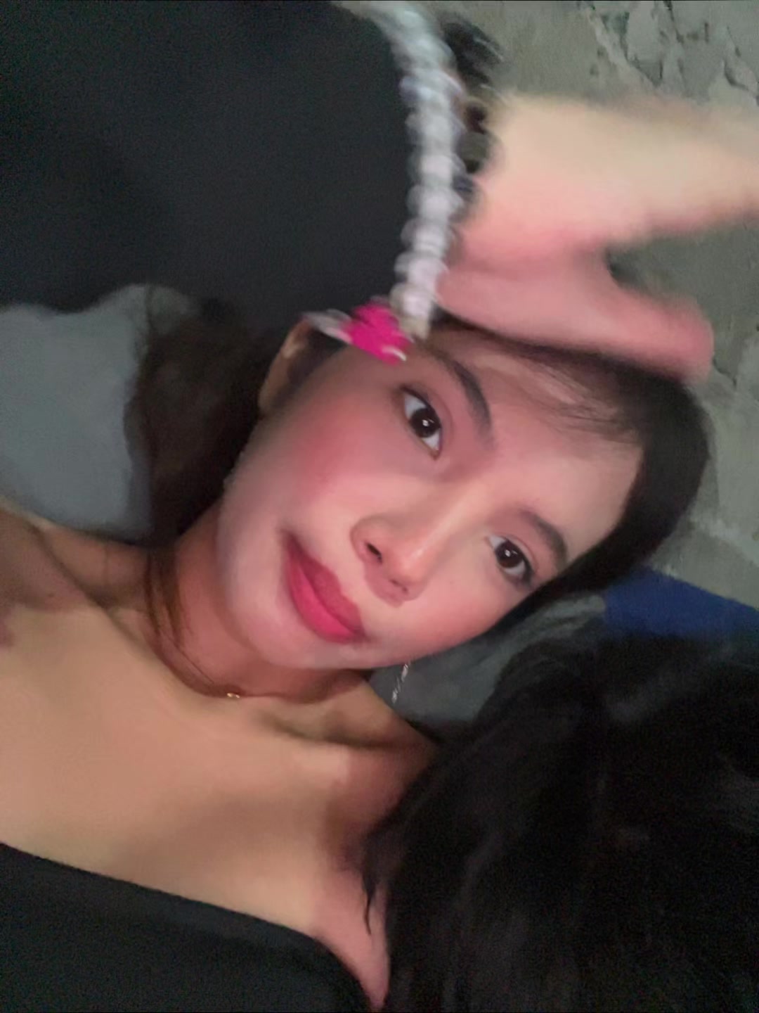 @M.