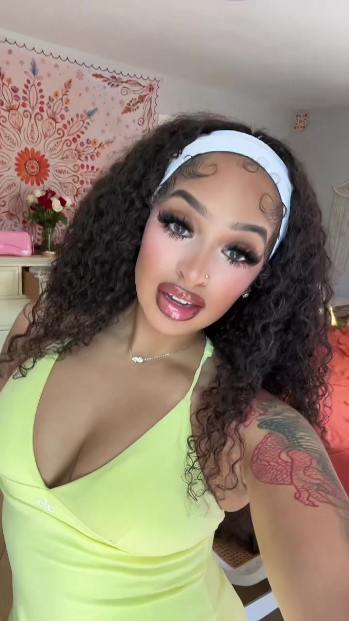 @LuhLay