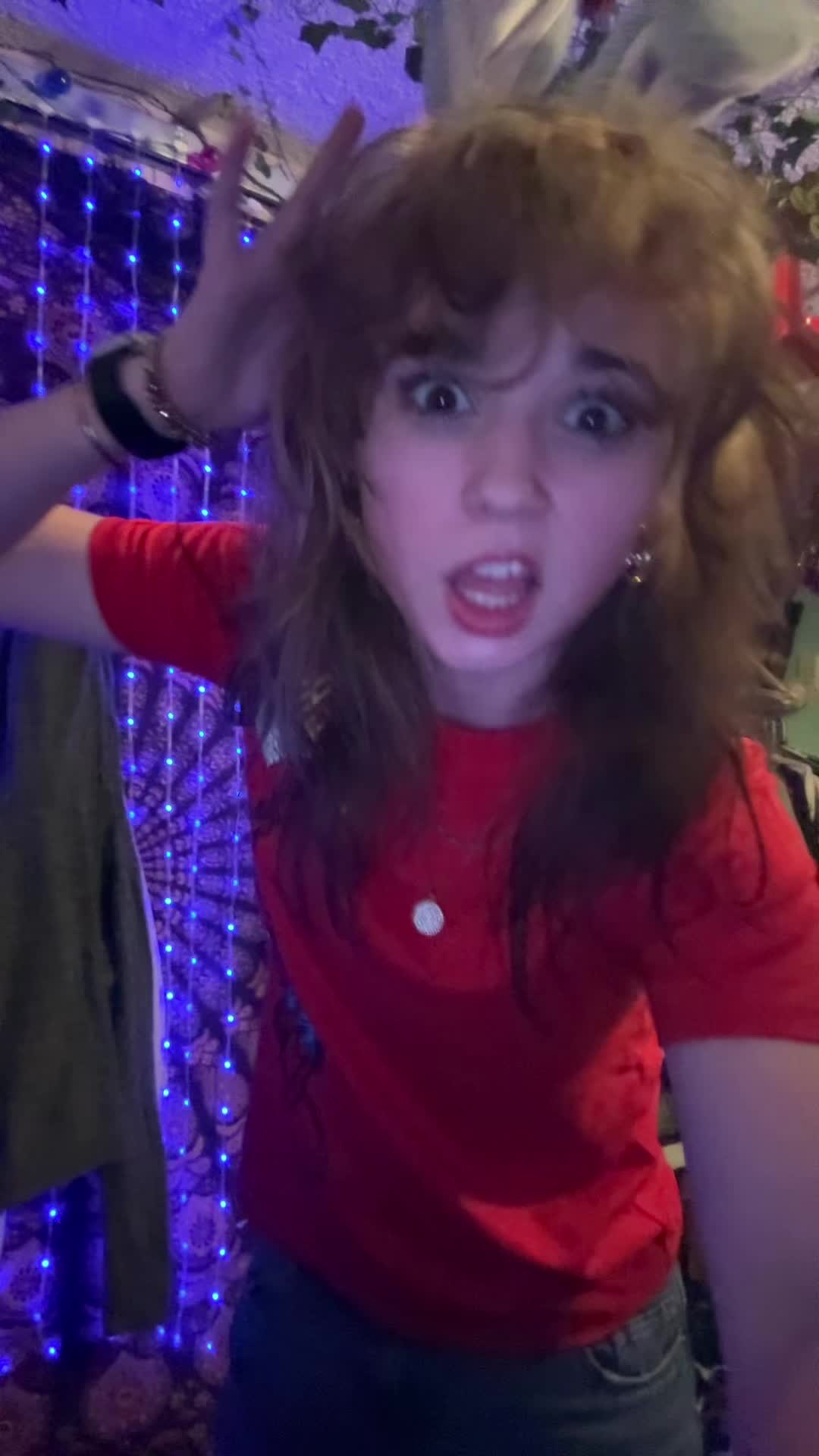 @standandtalkwithlyn