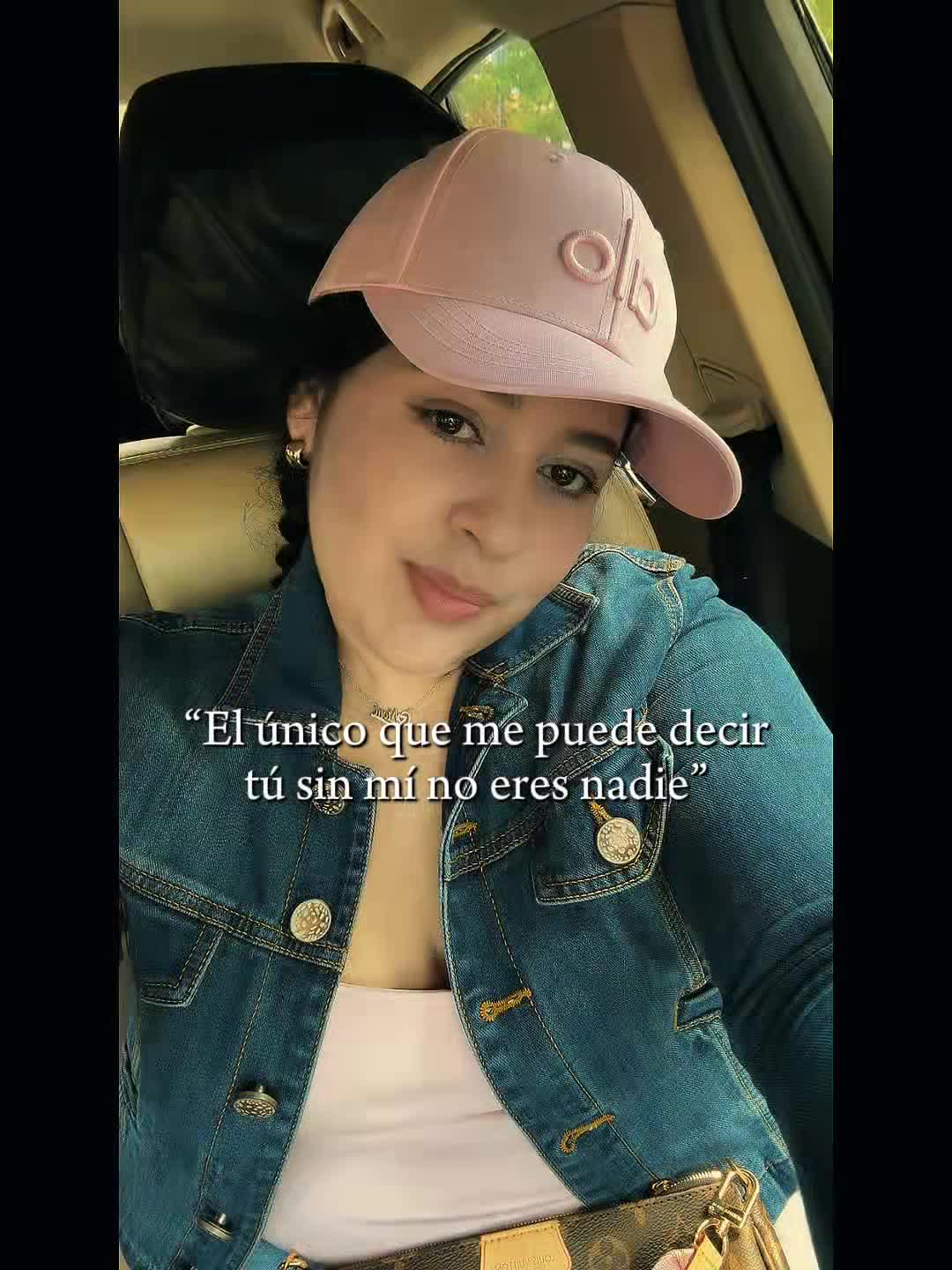 @🐝Briana👷🏻♀️🇭🇳