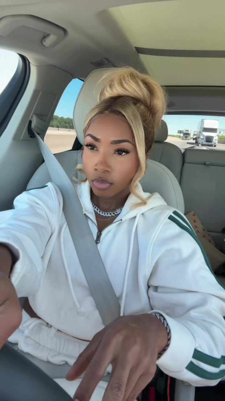 @aisha_williams03
