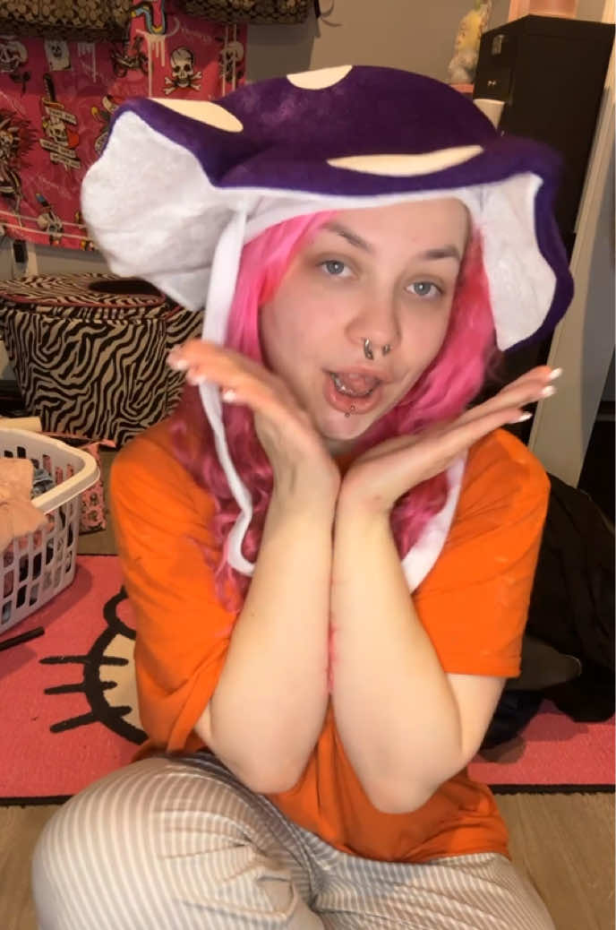 @mshellolitty