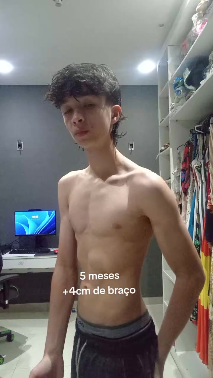 @WEAK.jota☄️