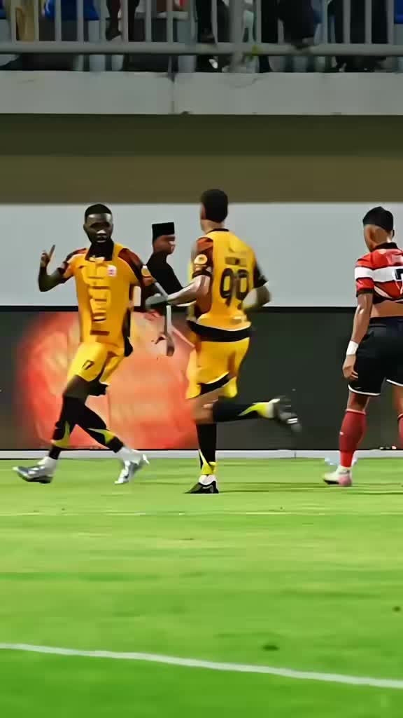 @Chelsi suka persija