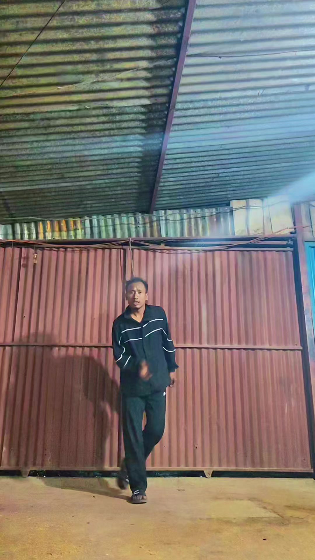 @D A N C E R   😉B O Y