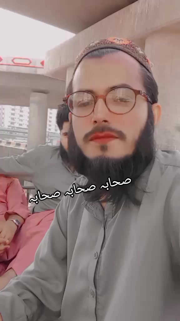 @M J