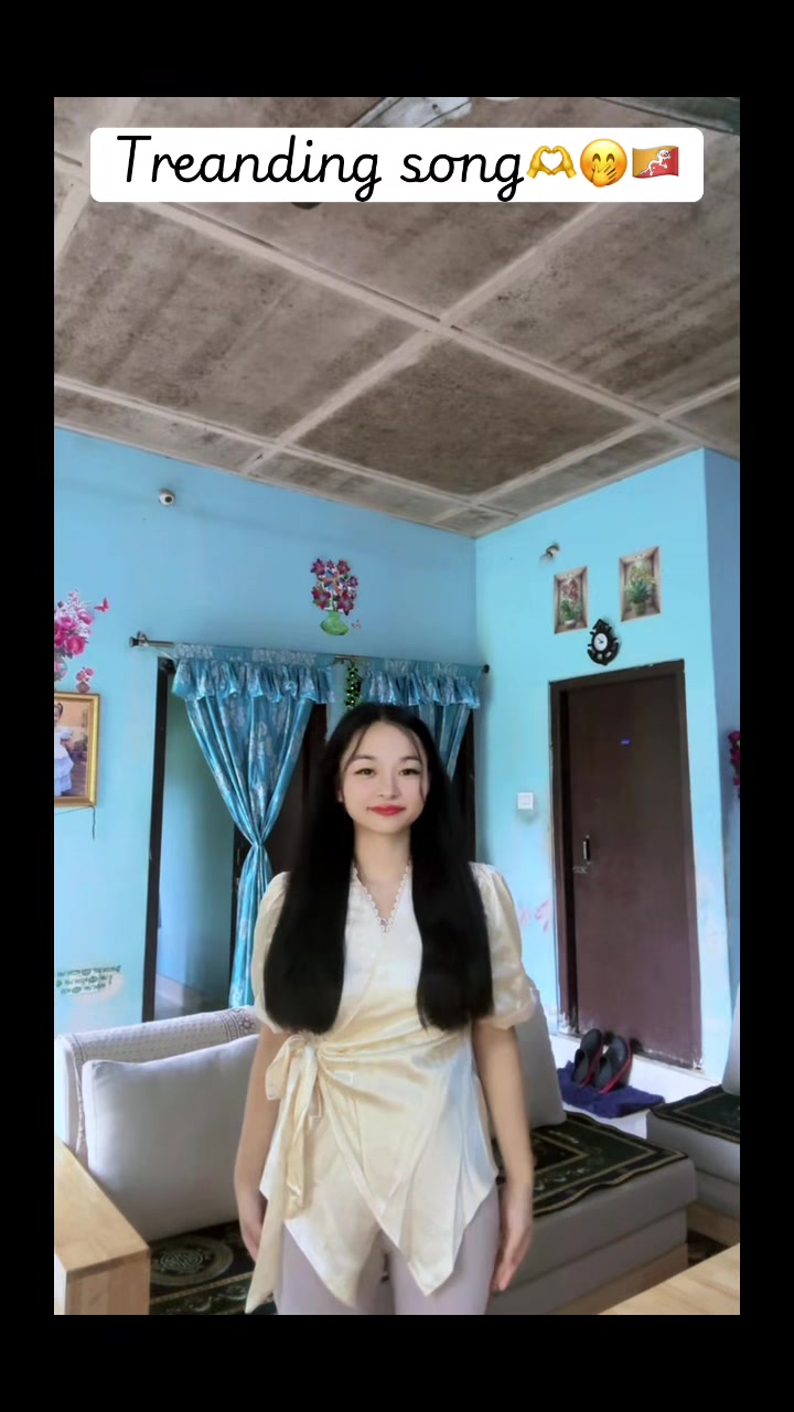 @Ñĩræ Řaĩĩ🇧🇹🥀