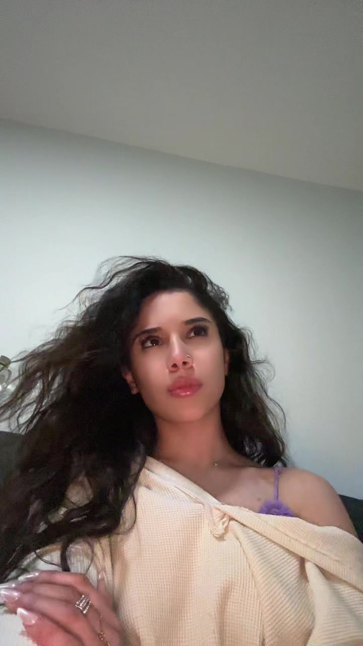 @alyssafavaa