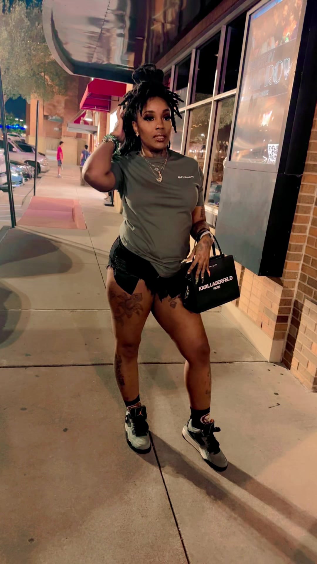 @🔑🛋️🌺JAZZI🌺