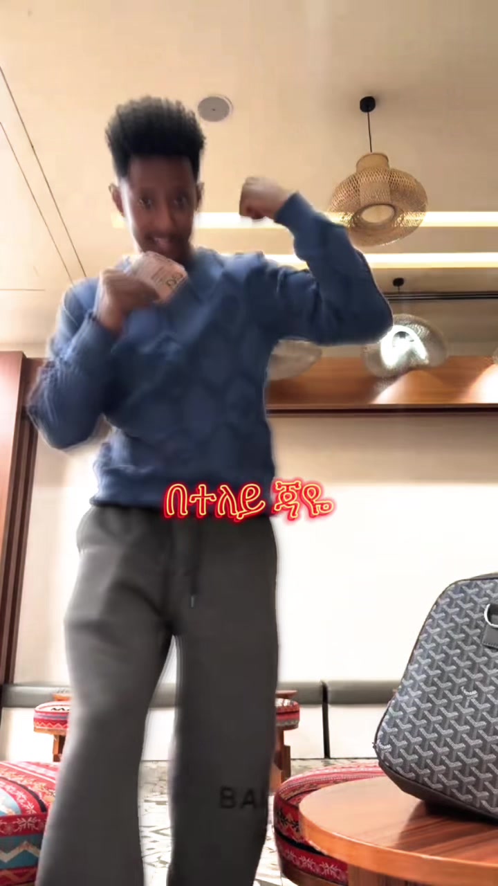 @JADONI🦄