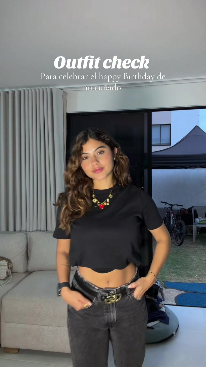 @Stephanía España