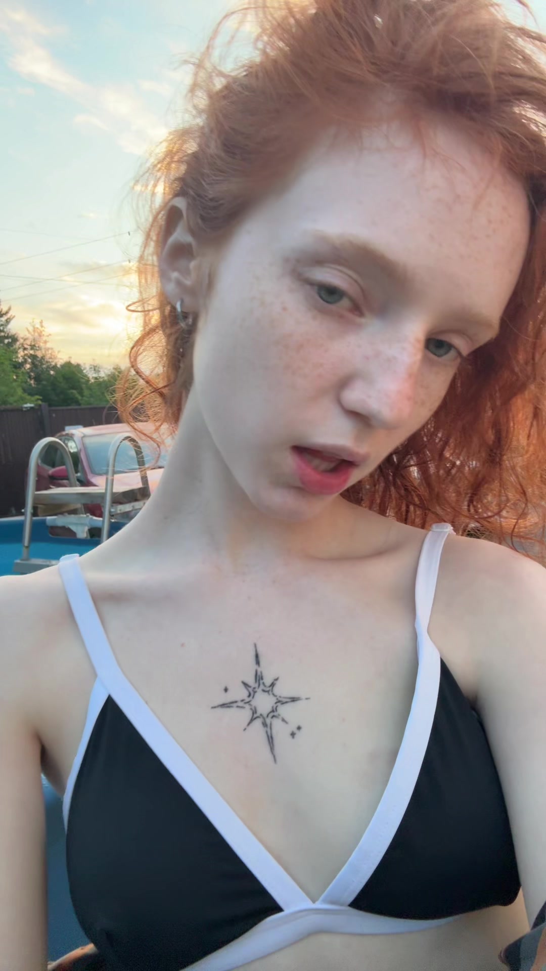 @полина коррида