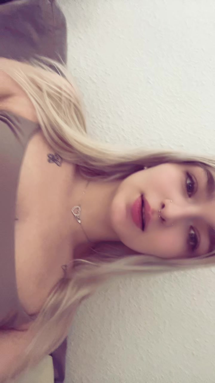 @𝐽𝑢𝑠𝑡 𝑎 𝑟𝑎𝑛𝑑𝑜𝑚 🇳🇱