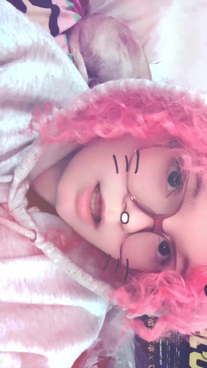 @Ashtonn โ ๐ณ๏ธโง๏ธ๐พ๐ฅ