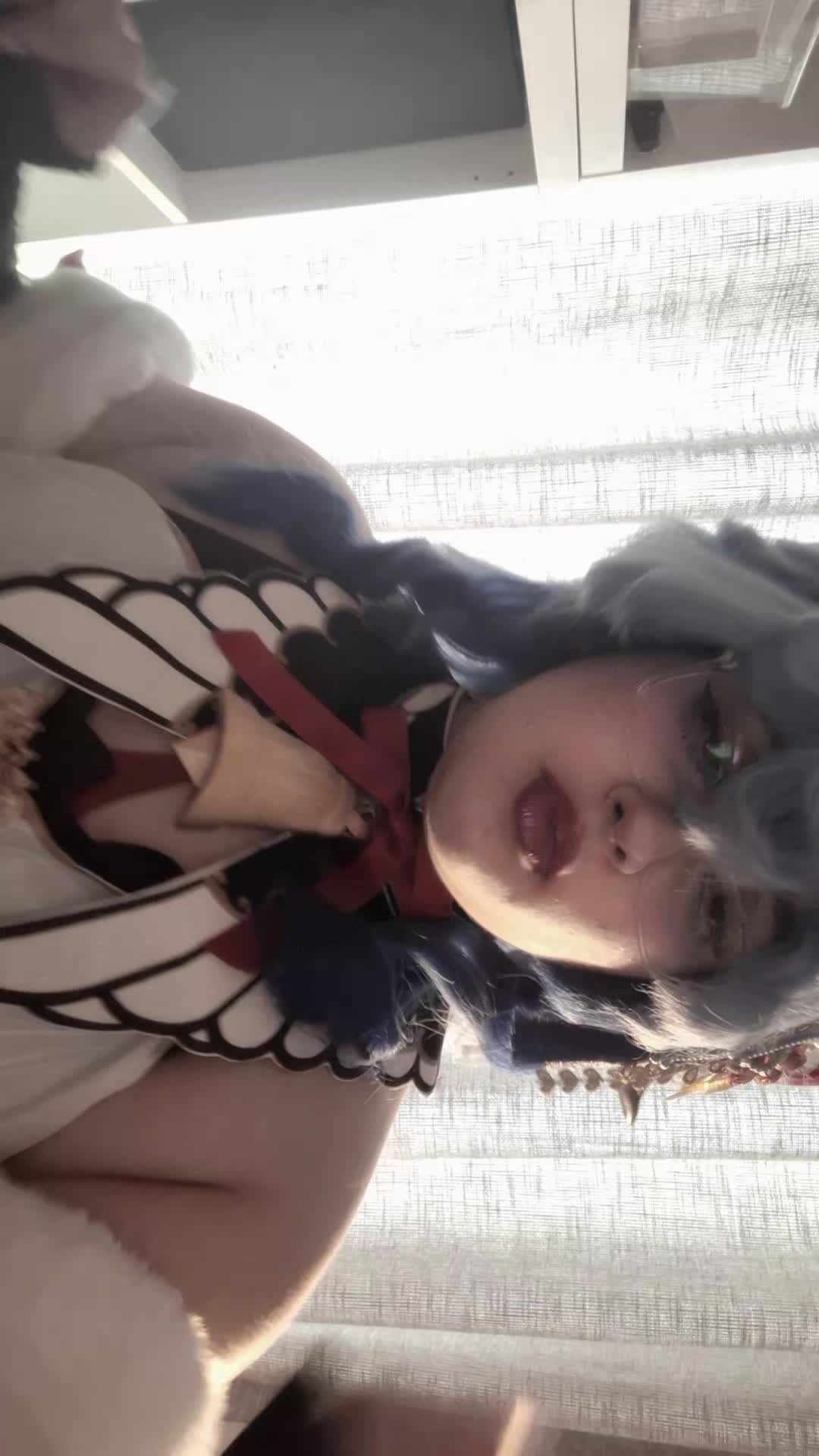 @𝐼𝑣𝑜𝑟𝑎/ 𝐼𝑣𝑦!! ♡
