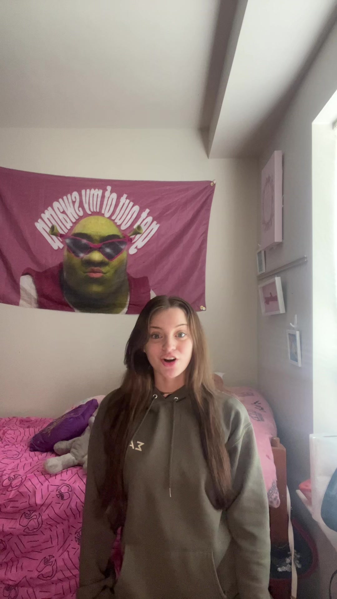 @Erin ๐ค๐ ๐ซง