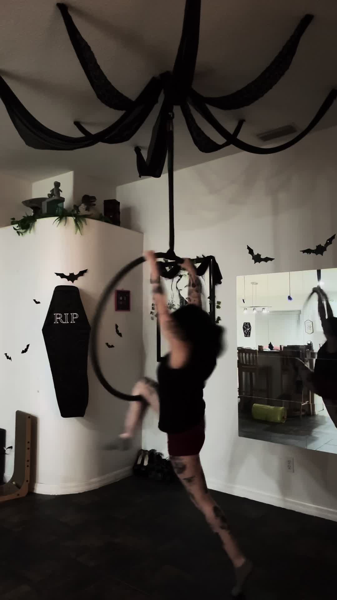 @Kobra🌛🦇